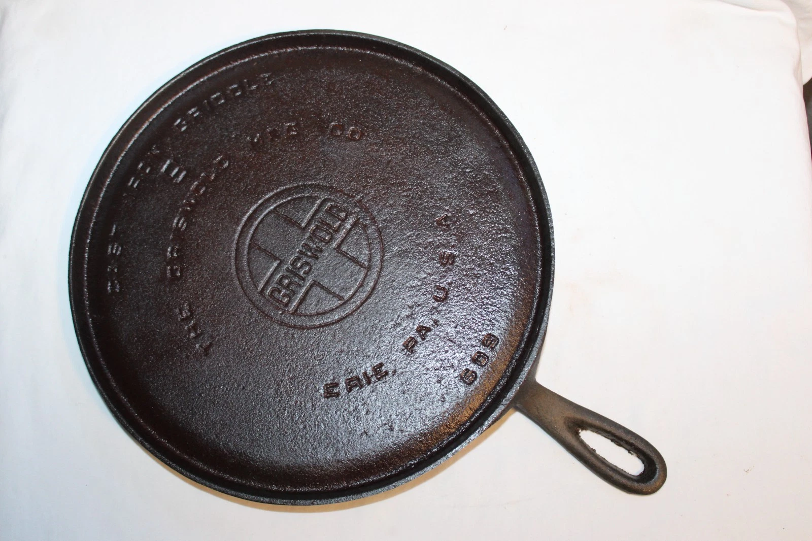 Vintage GRISWOLD Large Block Logo #9 Round Cast Iron Griddle No. 609