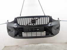 VOLVO XC40 BUMPER COMPLETE FRONT IN ONYX BLACK 2025
