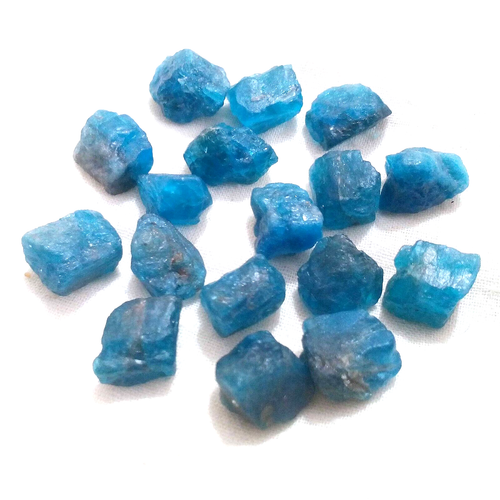 Natural Azul Apatita Crudo 17 Piezas 8-10 MM Azul Apatita Cristal Áspero... - Imagen 6 de 9