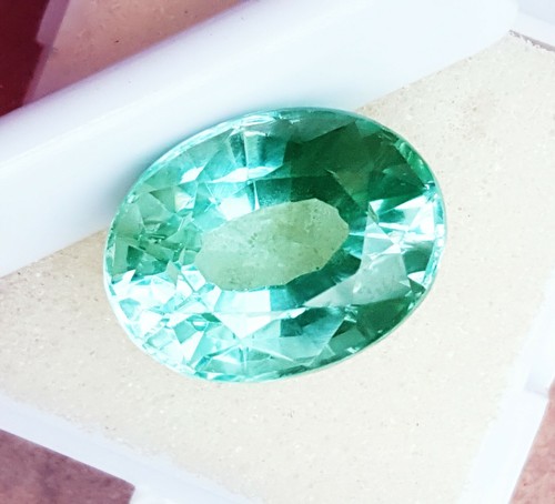 Natural Russian Emerald 15.20+ Ct Certified Loose Gemstone With Free Gift - Picture 2 of 7