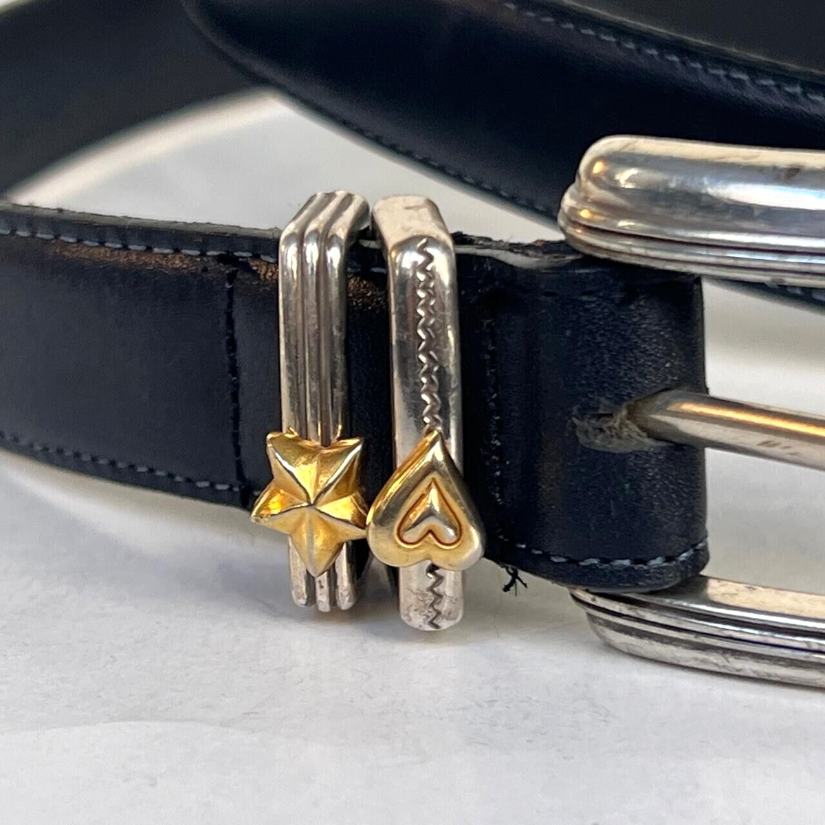 Belt Brighton 96s Ladies  Black Leather Belt with Silver Buckle 1996 Brighton Black Leather Belt Sz L Waist 28 main image 3