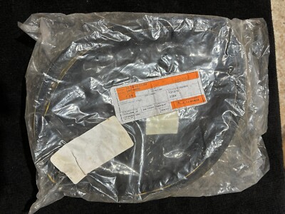 AllMakes 4x4 / Britpart Windscreen Seal For Land Rover Defender – LR055345, Single Part