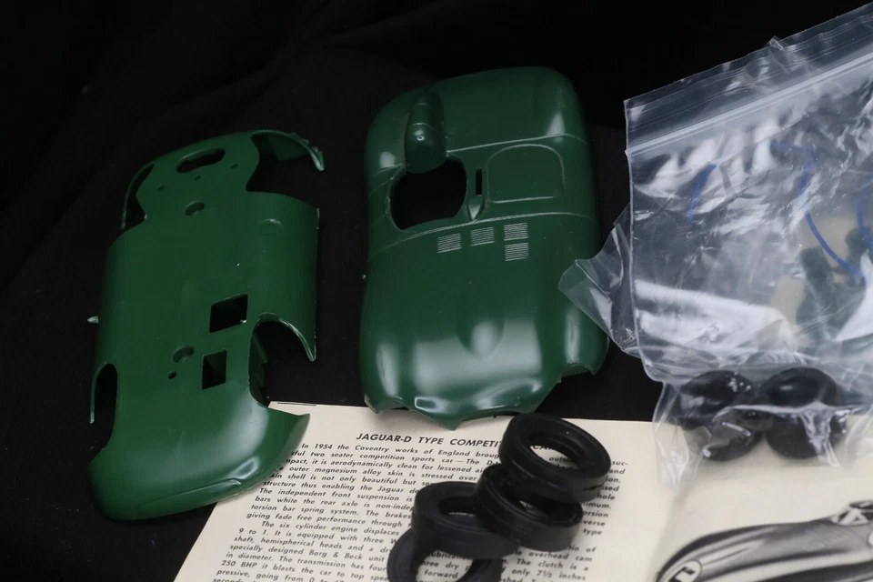 Kit modelo Strombecker Jaguar tipo D vintage / carrocería de coche ranura escala 1/24 Foto 3 de 4