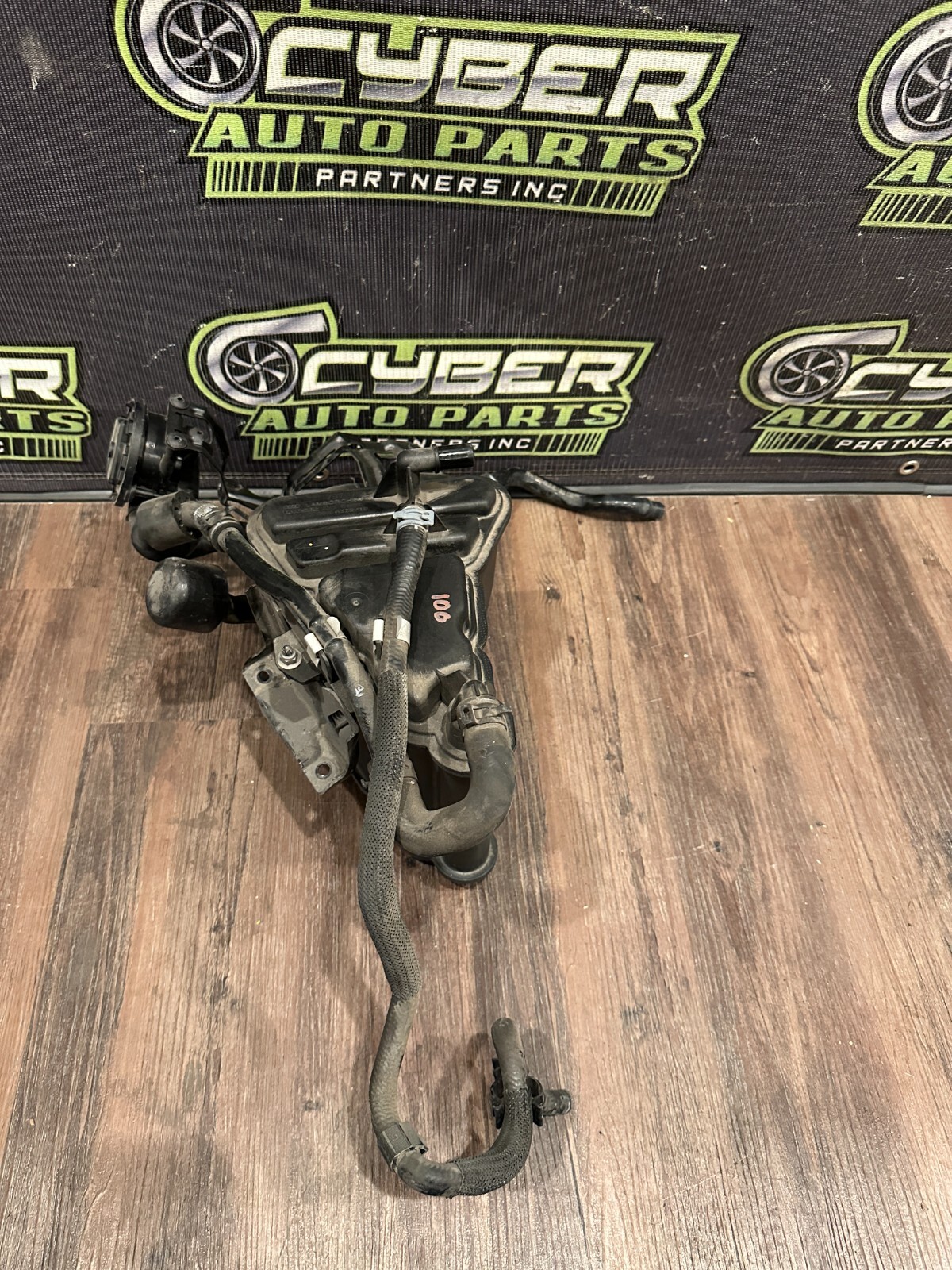 2017 AUDI R8 LAMBORGHINI HURACAN V10 FUEL VAPOR CANISTER W/ HOSES 4S0 201 797 B