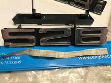 51141836451 SIGLA MODELLO ANTERIORE BMW 5 528 E12 1974-1981 NEW OE