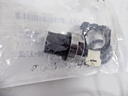 Eaton Cutler Hammer E22N3 Pushbutton 