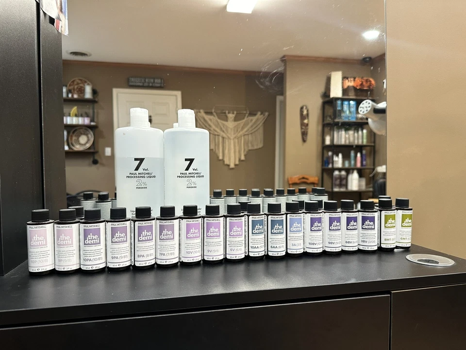 Color de cabello profesional Paul Mitchell THE DEMI 23-2 oz. Botellas y desarrollador Foto 3 de 4