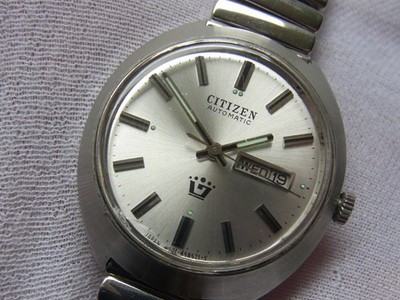 CITIZEN  AUTOMATIC 4-653769 K  23 JEWEL MENS WORKING