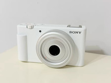 Sony ZV-1F Flip-out Touch Screen 20.1MP 4K Vlog Compact Digital Camera White