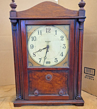 Radio orologio Philco modello 551.