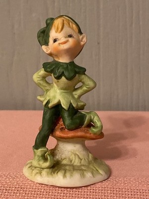 Vintage Ceramic Pixie Elf on a Mushroom Figurine By Lego 3.25 
