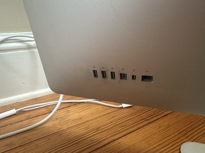 Apple Thunderbolt Display A1407 EMC Number: 2432 Rated 100-240V