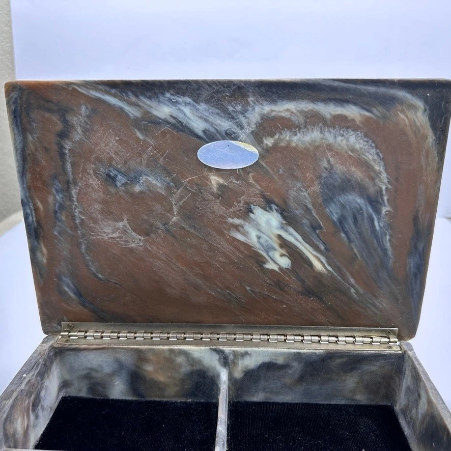 Vintage Incolay Stone Jewelry Box Hunting Dog Scene Pointer  - Image 3 of 4