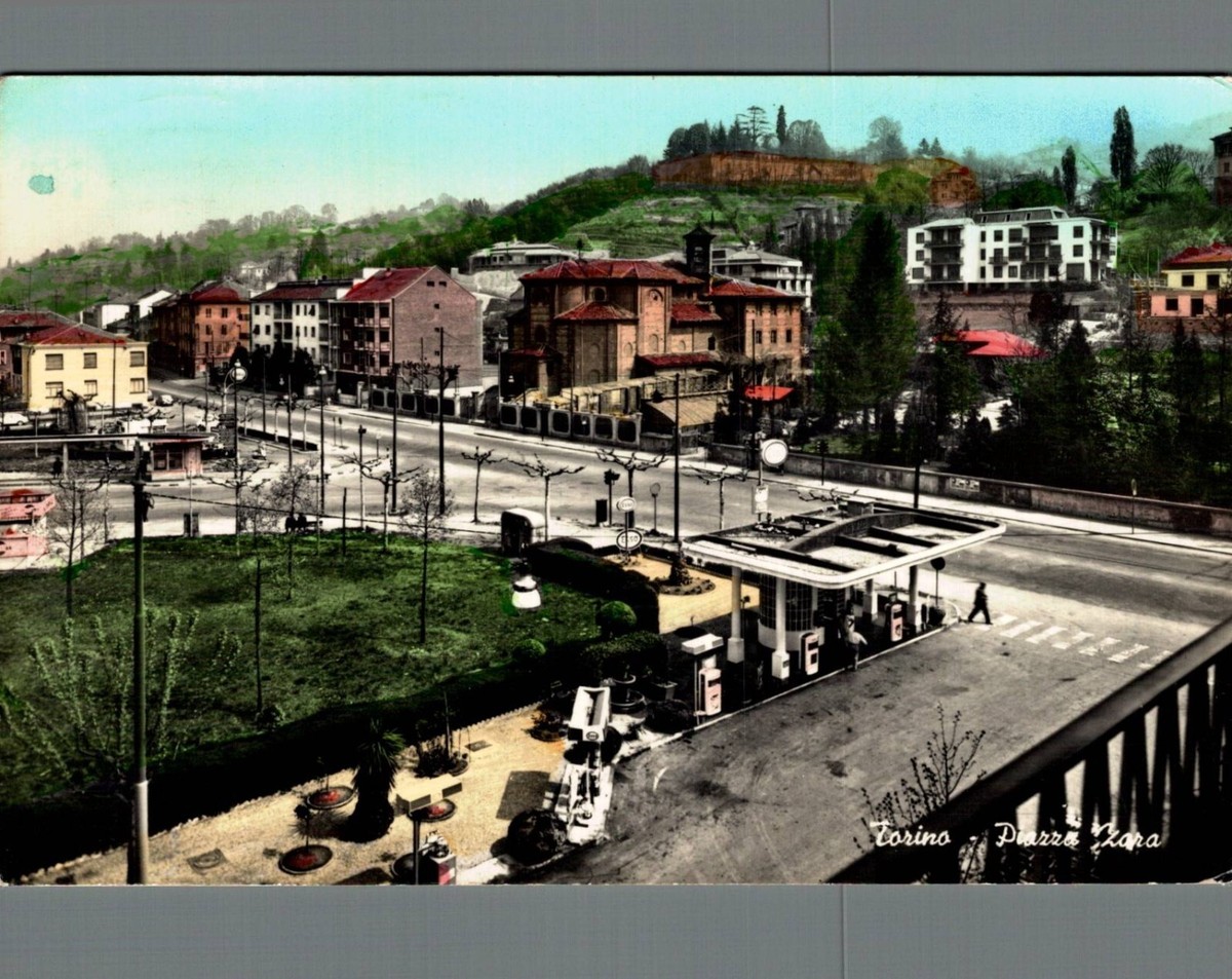 Torino Piazza Zara, distributore lavaggio Grande spedita