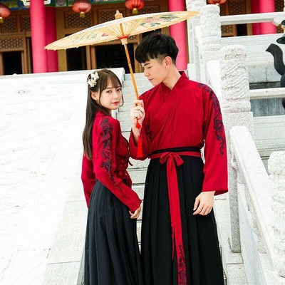 red hanfu