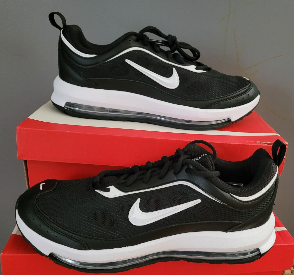 NEW AUTHENTIC NIKE AIR MAX AP 