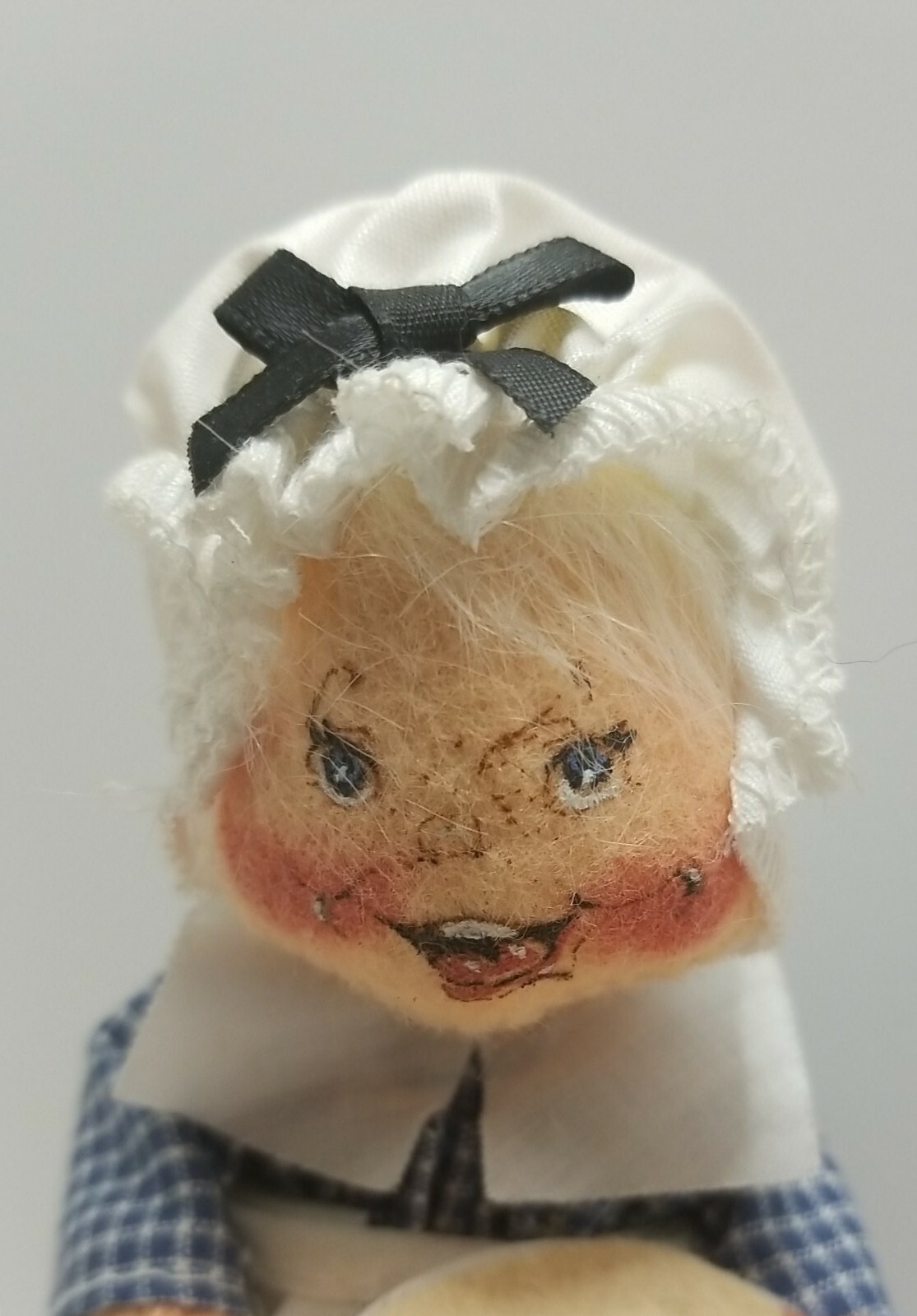 Picture 3 of 8