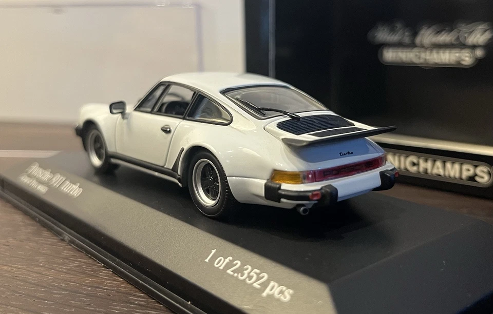 Porsche 911 Turbo 1 43 930 Minichamps Gran Prix White! Original 1977 - Immagine 2 di 4