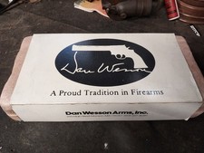 Vintage Dan Wesson Model 14-2 Styrofoam Box Cover Cover Paperwork 38357