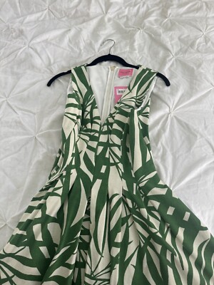 green emerald velvet dress Kate Spade Green Dress- Sz 0 – Restyled By Emily main image 1