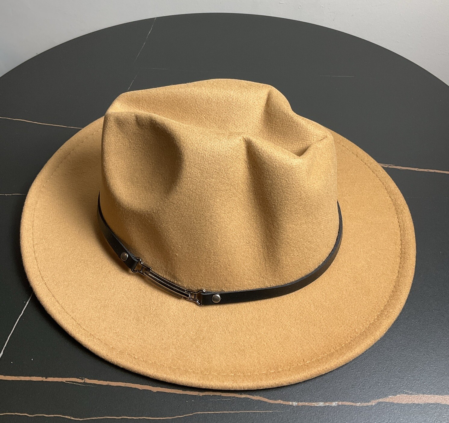Caramel Unisex Fedora Hat Size M Classic Style-image