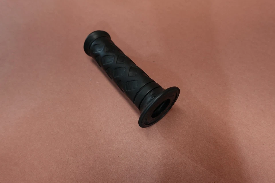 2003-2009 Honda Interceptor 800 VFR800 LEFT SIDE HAND GRIP - Image 3 of 4