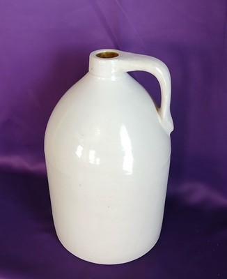 E. S. &B. Salt Glaze Stoneware Beehive Jug - Beige - 11'' Tall - 10 Pints