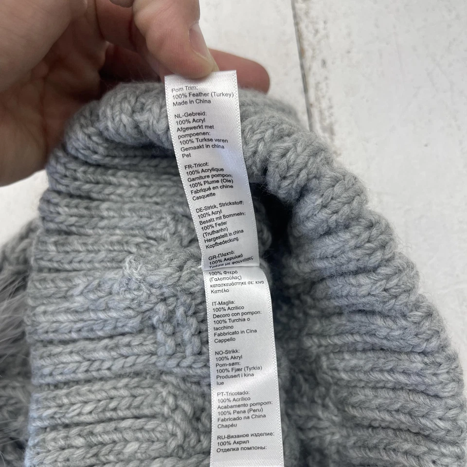 Accesorio Sombrero Gorro Mujer Gris Tejido con Cable Puños Pom Pom Invierno Cálido Suave Foto 4 de 4