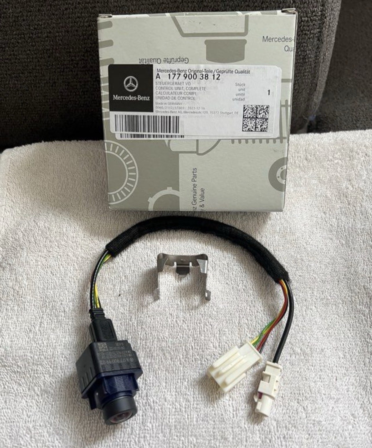 Caméra avant Mercedes A1779003812 pour assistance stationnement GLC et GLE