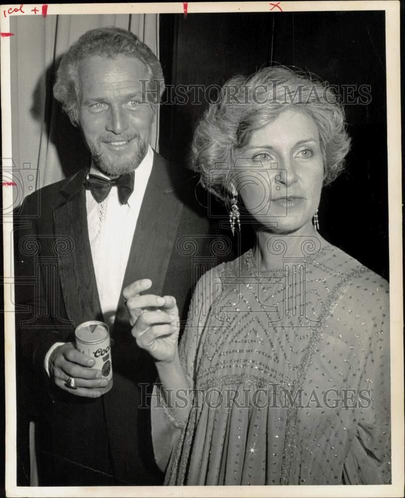Press Photo Actor Paul Newman and wife Joanne Woodward - sap69208