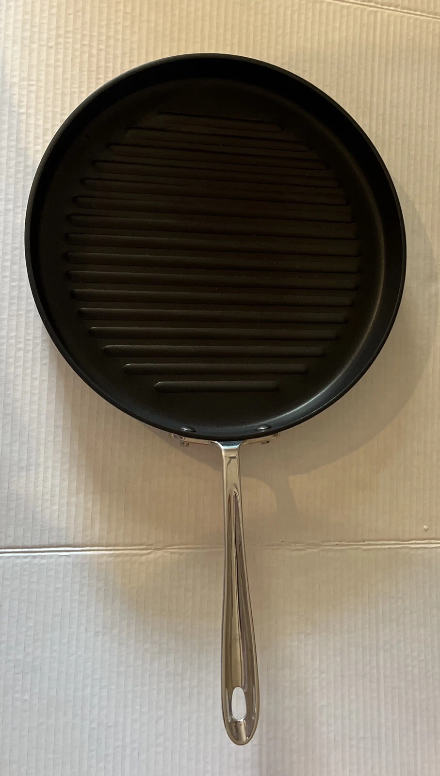 All Clad Anodized Aluminum Exterior Nonstick Grill Pan 12” Gently Used