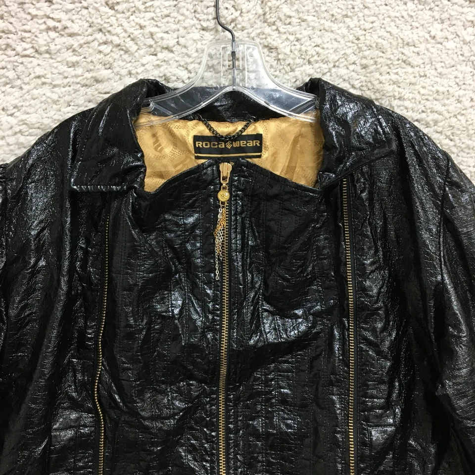 Chaqueta Rocawear Extra Grande Adulto Cuero Negro Cremallera Completa Tachonada Motociclista Mujer XL Foto 2 de 4