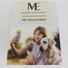 Selfie Prop For Dog And Pet Pictures Detachable Mini Tennis Ball Toy. New In Box
