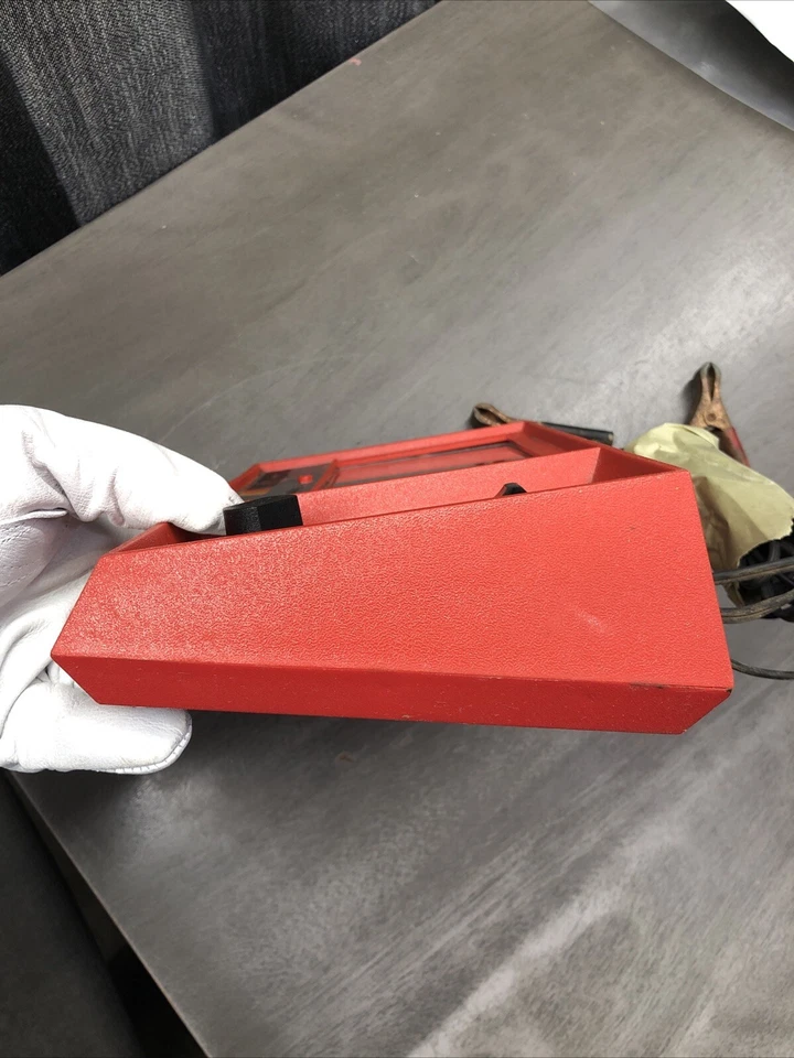 Винтажный анализатор двигателя ACTRON модель 615 непроверенный сделано в США - Изображение 4 из 4