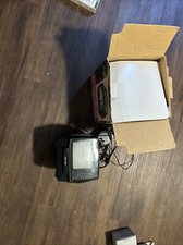 Radio Shack Portavision Portable 4.5  B W TV AM/FM UHF/VHF CAT 16-126B Works