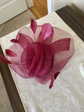 New LADIES RED WINE SINAMAY FASCINATOR HEADBAND WITH RHINESTONE VEIL  FEATHERS