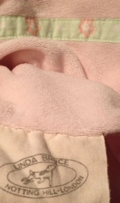 LOVEY Linda Bruce Notting Hill Londres Rosa Sólido Niñas Bebé Manta de Seguridad Foto 3 de 4