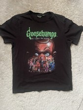 Men's Goosebumps R.L. Stine Goosebumps He Walks He Stalks Tee T-shirt Large