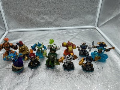 Skylanders Lot B Swap Force 12 Figures .TESTED AND WORKS