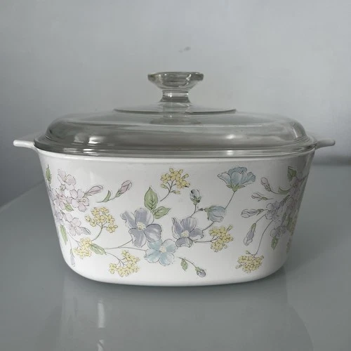 Vintage Corning (A-3-B) 3 Liter Casserole Dish Pastel Bouquet 8"x8"x4" & Lid