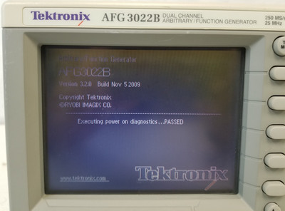 Tektronix AFG3022B 25MHz 250MS/s Dual Channel Function Generator   Used   Tested