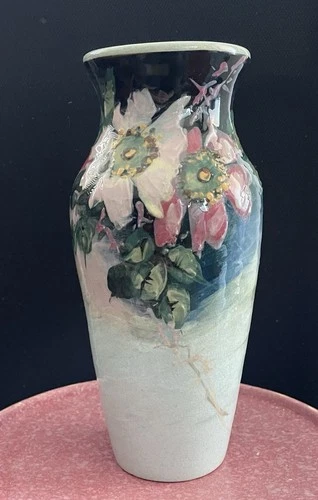 Weller Eocean Late Line Art Pottery Hand Decorated Flower Vase. 8 1/2”