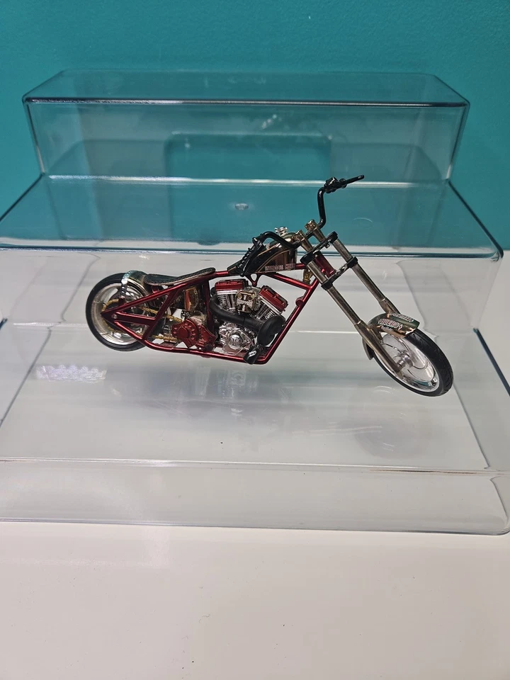 West Coast Choppers Penny Saved Motorcycle Jesse James Green 1:24 Scale - Image 2 of 4