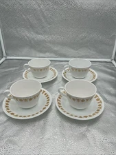 Set Of 4 Vintage Corning Ware Corelle Butterfly Gold Coffee Tea Cups & Saucers