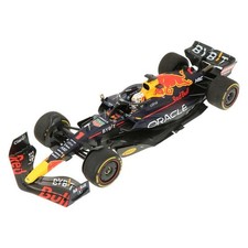 Red Bull Racing RB18 Max Verstappen Oracle F1 1 2022 1:18 Scale Model Car
