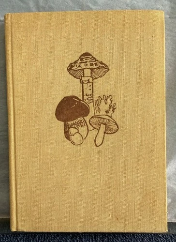 Vintage Book - A HANDBOOK OF MUSHROOMS - by Albert Pilat, Spring Books USSR