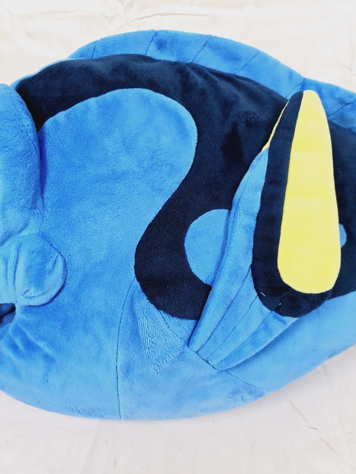 X-Large Dory official Disney Store approx 28" Plush (Finding Nemo) - Image 3 of 4