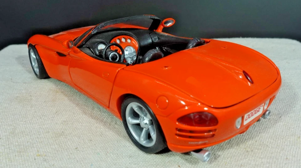Anson 1997 Dodge Concept Car 1/18 - Image 4 of 4