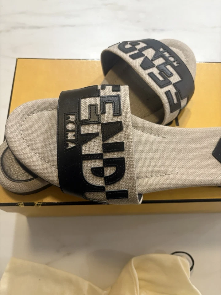 Toboganes Fendi 100 % auténticos de lona y cuero negro para mujer talla US 10 Foto 3 de 4