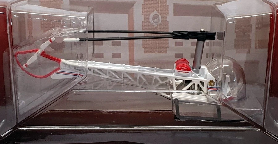 Corgi 12cm Long Diecast CS90045 - Bell 47 Helicopter LA Fire Dept. - White - Image 4 of 4